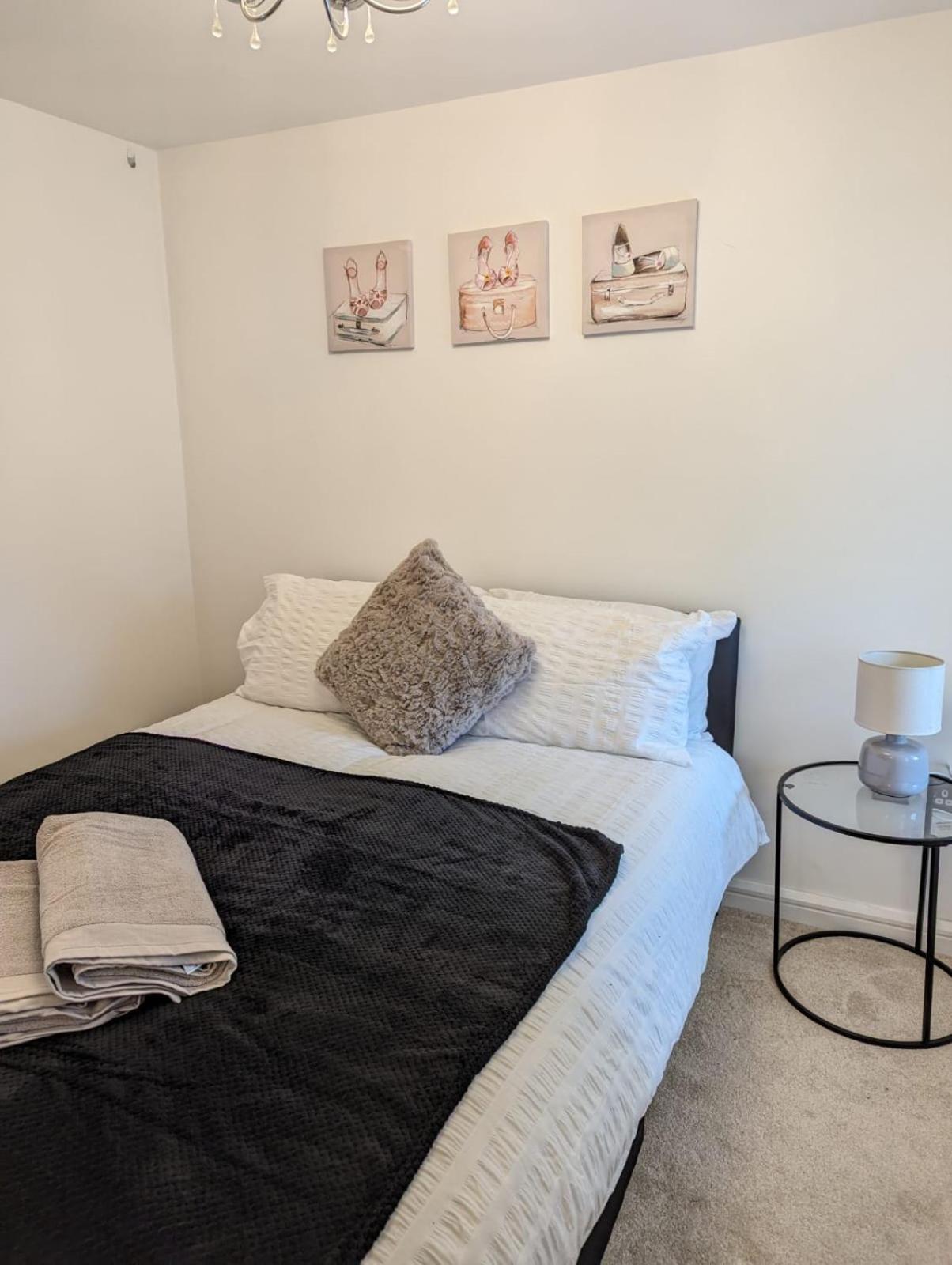 2-Bed Apartment Heart Of Cardiff Exterior foto